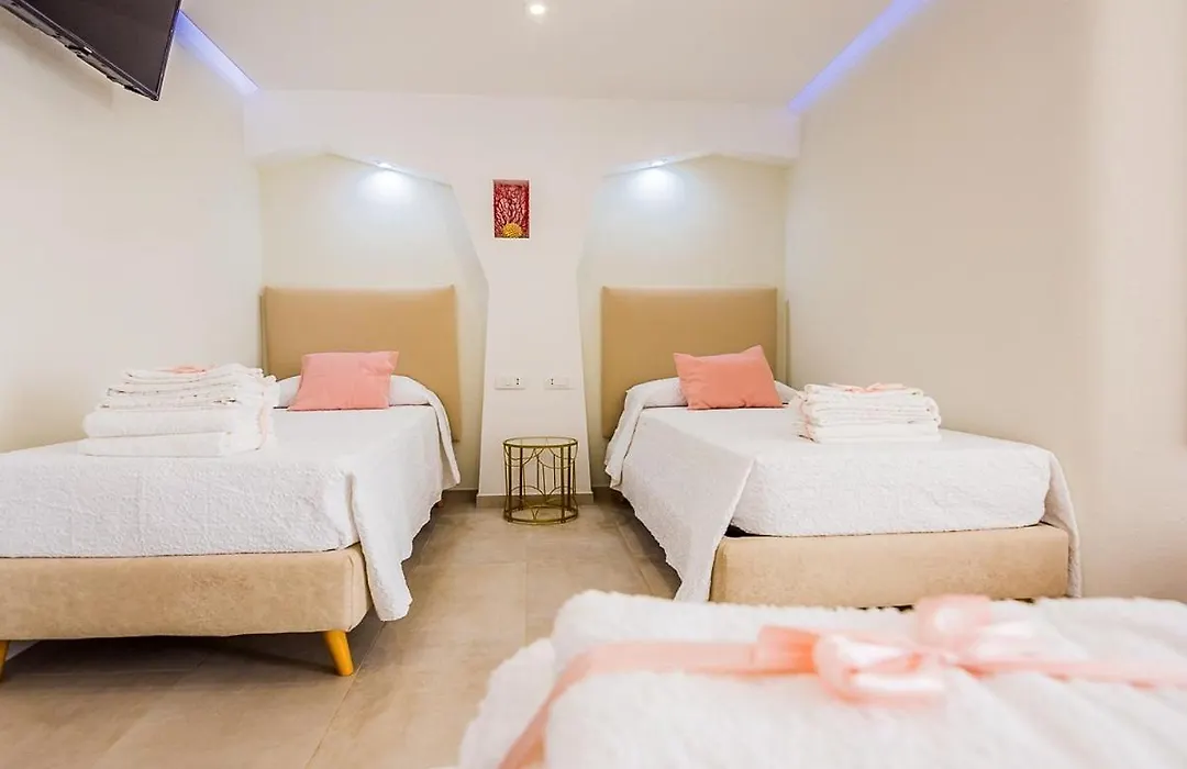 Hypnotic Guesthouse-1